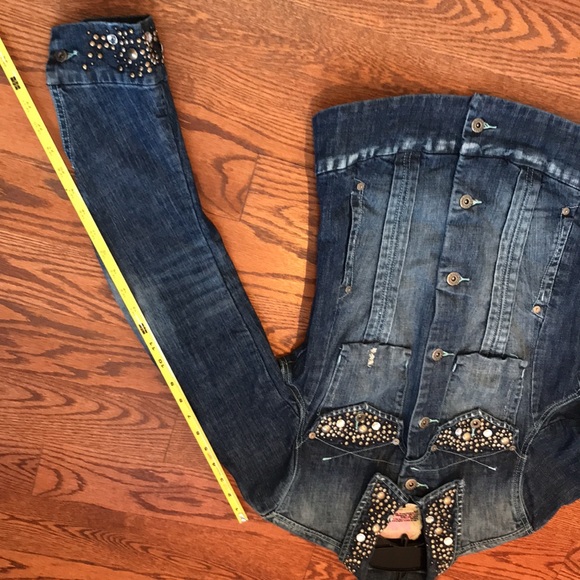 Vintage Parasuco denim jacket with grommet detail. Size medium - Picture 9 of 12